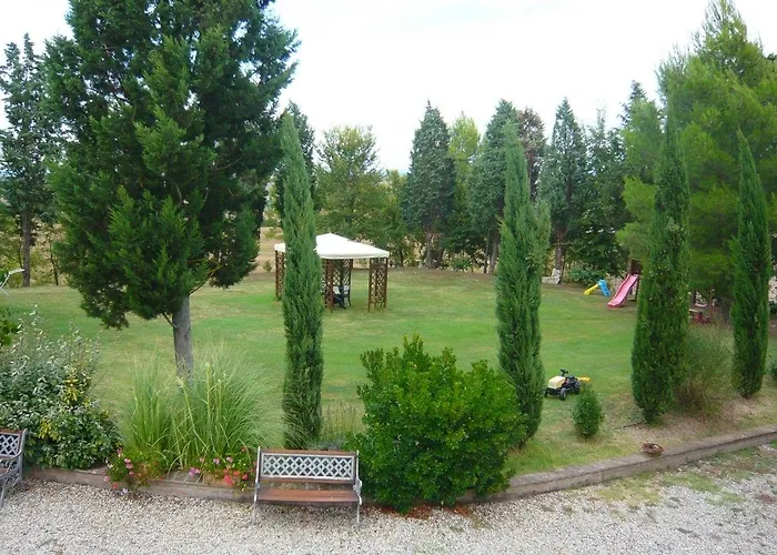 Il Canto Del Sole ベッド・アンド・ブレックファスト モンテローニ・ダルビア